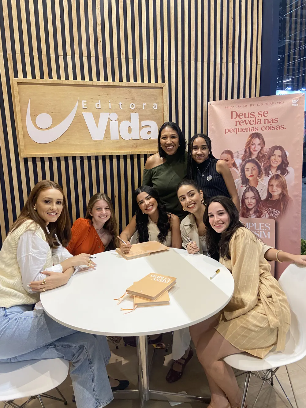 Autoras_SimplesAssim